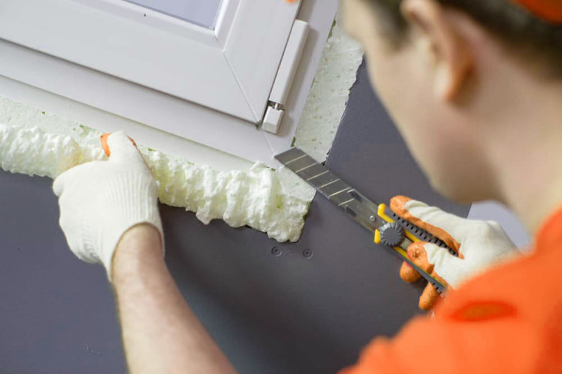 Монтажная пена: для чего используется и как выбрать подходящий вариант